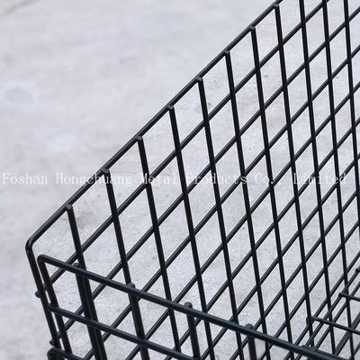 Trung tâm mua sắm xe đẩy lồng kim loại di động thiết kế đơn giản hiện đại với lồng bánh xe đẩy lồng gối lưu trữ lồng xe đẩy