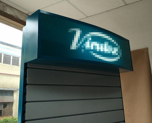 Chiều rộng 1000mm Chiều sâu 550mm Giá treo bảng hiển thị với logo tùy chỉnh